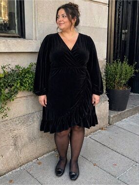 GAP Velvet Wrap Dress XXL Black Long Sleeve Ruffle Hem Waist Tie Plus Size